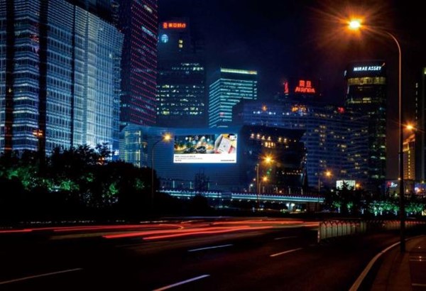 上海是浦东世纪大道金茂大厦LED屏-必发365
